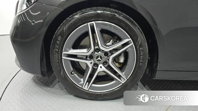 Mercedes-Benz E-Class W213 id 4730413 из Кореи 26