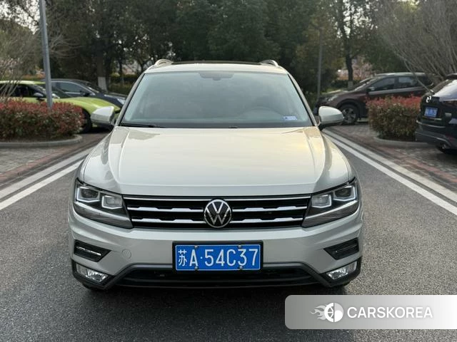 Volkswagen Tiguan L 2021 Шампань из Китая, фото 5