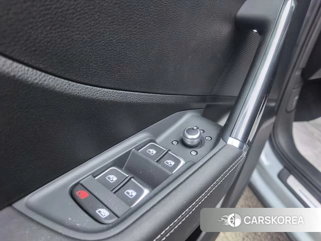 Audi Q2L id 4301656 из Китая 14