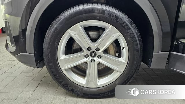 Audi Q8 (4M) id 4609055 из Кореи 29