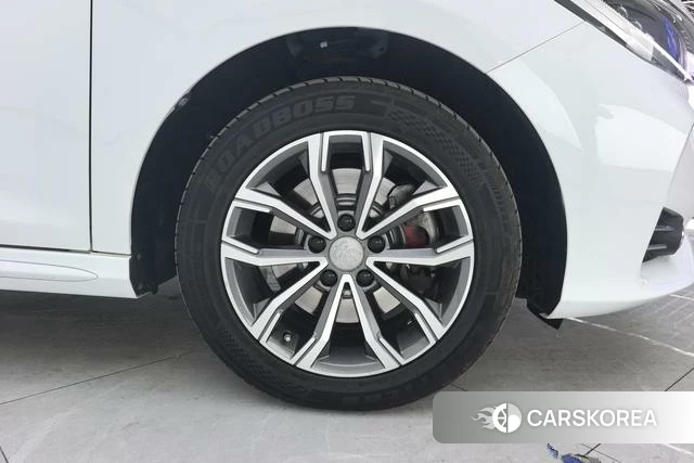 BYD Song MAX id 4212468 из Китая 12