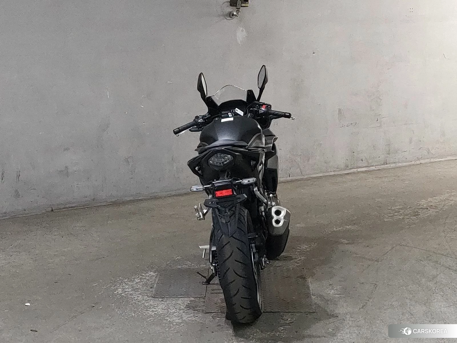 Проданный Honda CBR400R id 3970372 из Японии, фото 2