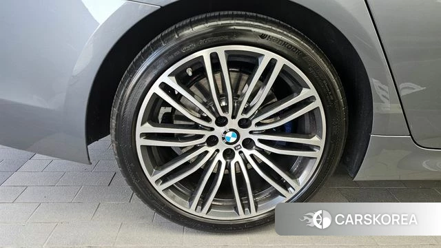 BMW 5 Series (G30) id 4331438 из Кореи 15