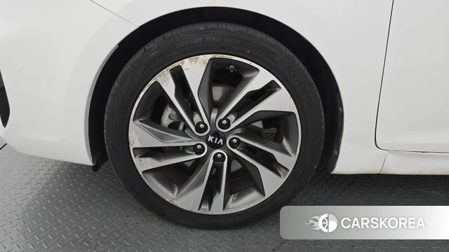 Kia The New Carens id 4448155 из Кореи 15