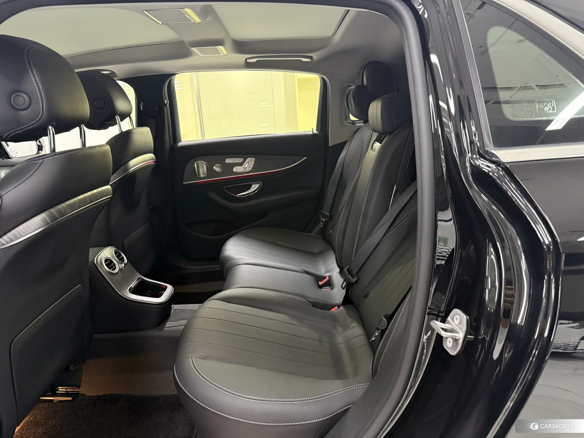 Mercedes-Benz E-class id 4468018 из Китая 15