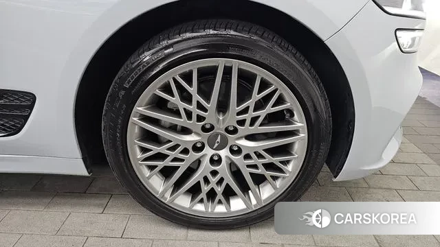 Genesis The New G70 id 3776927 из Кореи 15