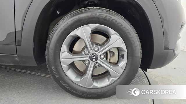 Kia Seltos id 3942579 из Кореи 15