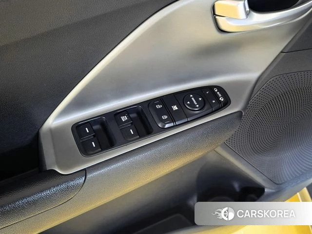 Kia Niro Plus id 3892151 из Кореи 15