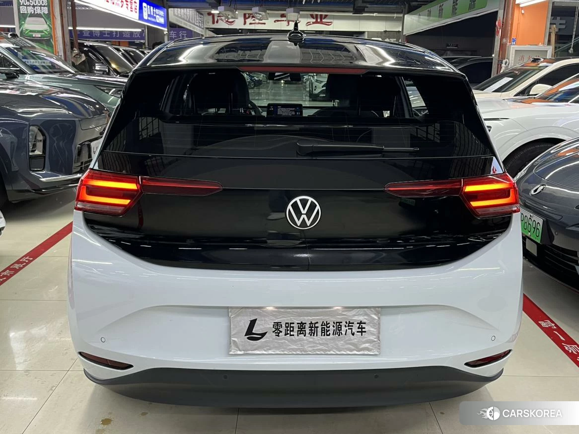 Volkswagen ID.3 id 4510515 из Китая 9