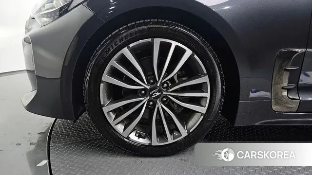 Kia Stinger id 3558081 из Кореи 15