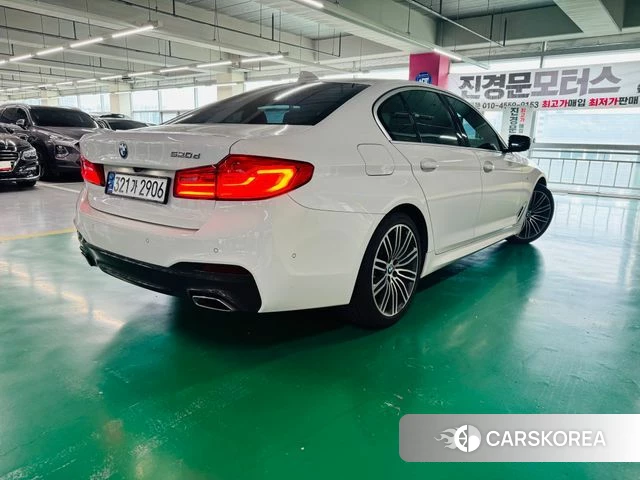 BMW 5 Series (G30) id 4693368 из Кореи 11