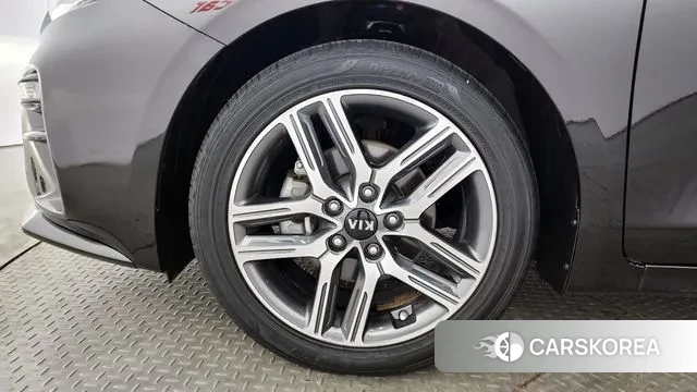 Kia Come New K3 id 3789737 из Кореи 15