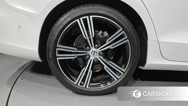 Volvo S60 3rd generation id 4525010 из Кореи 15