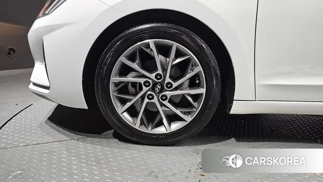 Hyundai The New Avante AD id 3612504 из Кореи 15