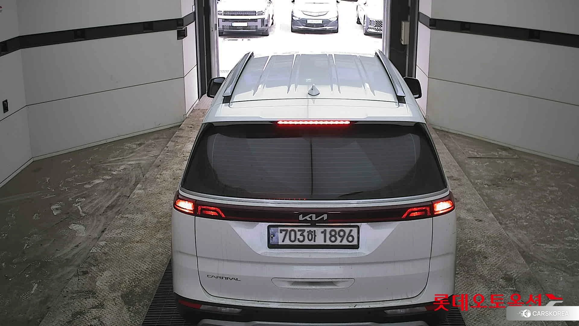 Kia Carnival id 3875849 из Кореи 32