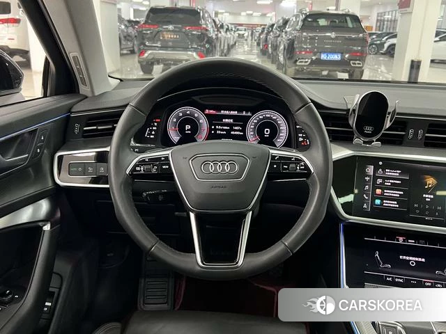Audi A6L id 4366042 из Китая 13