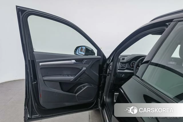 Audi Q5L id 4301159 из Китая 19