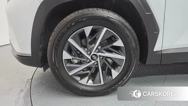 Hyundai Tucson (NX4) id 3406190 из Кореи 15