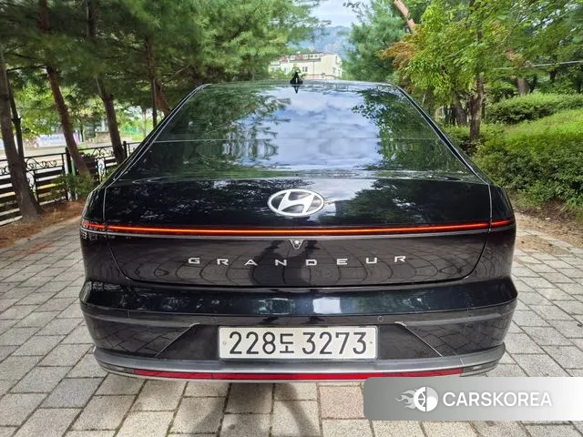 Hyundai Grandeur Hybrid (GN7) id 3031743 из Кореи 15