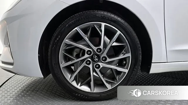 Hyundai The New Avante AD id 3459609 из Кореи 15