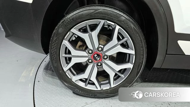 Kia Seltos id 3954985 из Кореи 15