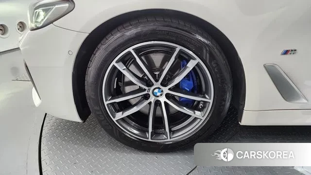 BMW 5 Series (G30) id 2993469 из Кореи 15