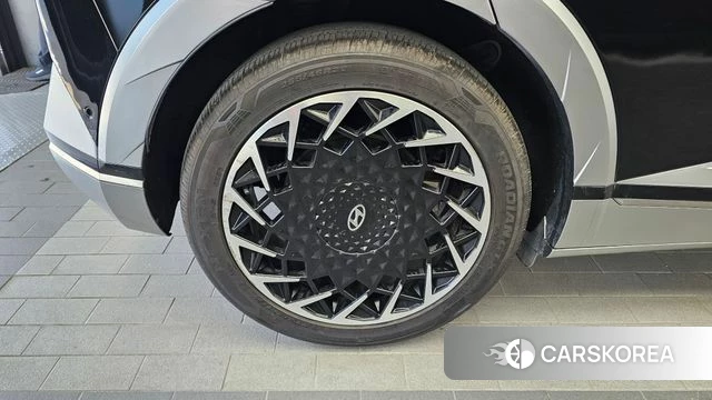 Hyundai Ionic 5 id 4463936 из Кореи 28