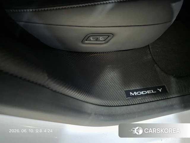 Tesla Model Y id 4441609 из Кореи 13