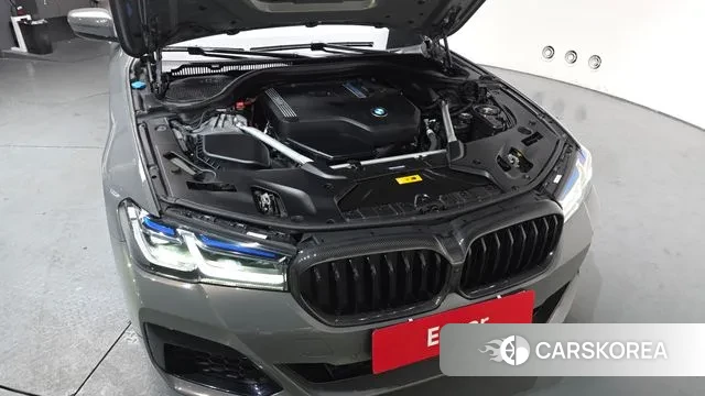 BMW 5 Series (G30) id 3601102 из Кореи 15