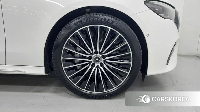 Mercedes-Benz E-Class W214 id 4680026 из Кореи 13