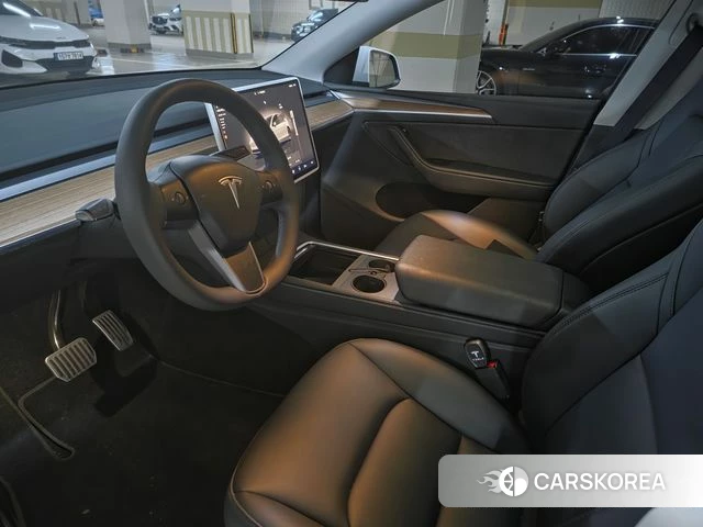 Tesla Model Y 2025 Белый из Кореи, фото 5