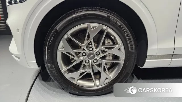 Genesis GV70 id 3605841 из Кореи 15