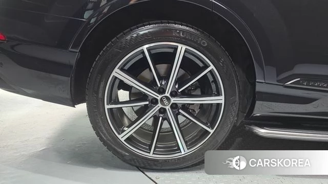 Audi Q7 (4M) id 4697476 из Кореи 32