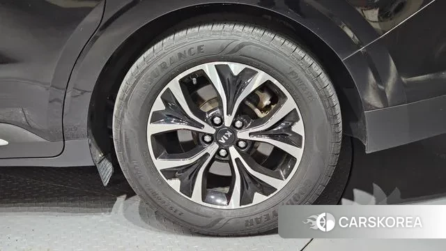 Kia Carnival 4th generation id 2890412 из Кореи 15