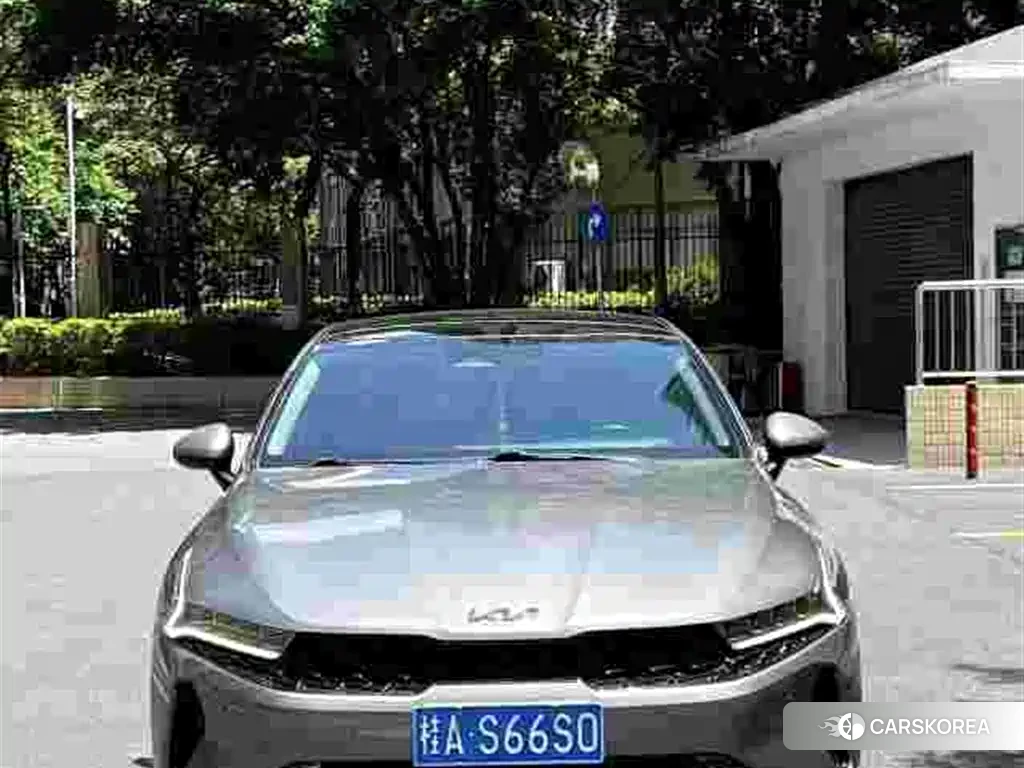 Kia K5 2021 Silver/gray из Китая, фото 5
