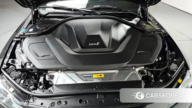 BMW i4 id 3633900 из Кореи 15