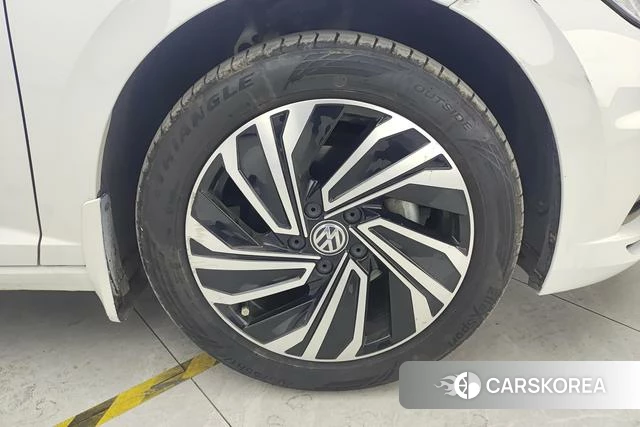 Volkswagen Sagitar id 4207292 из Китая 12
