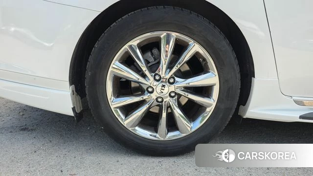 Kia The New Carnival id 4403388 из Кореи 26