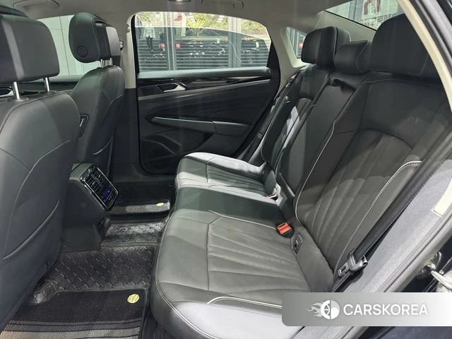 Volkswagen Passat id 4198849 из Китая 8