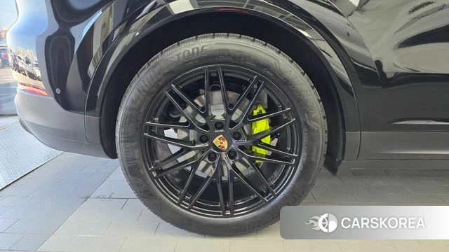 Porsche Cayenne (PO536) id 4400576 из Кореи 27