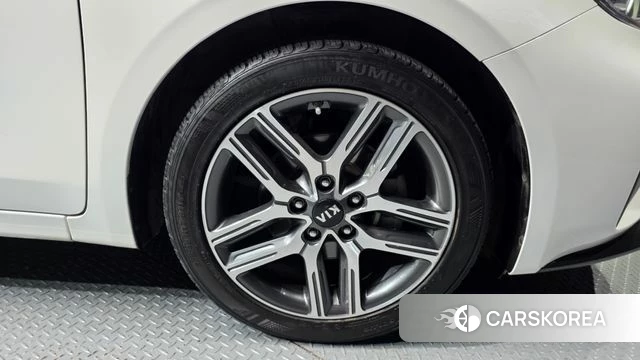 Kia Come New K3 id 3800556 из Кореи 15