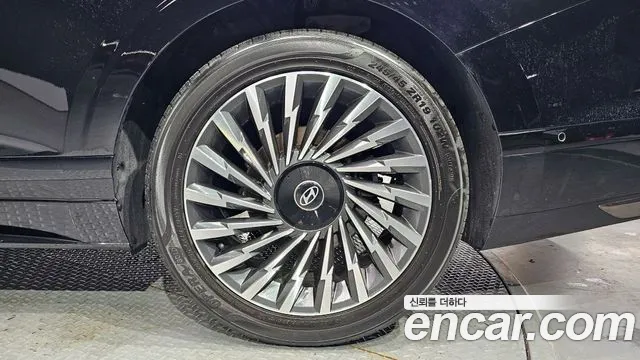 Hyundai Grandeur Hybrid (GN7) id 2706671 из Кореи 15