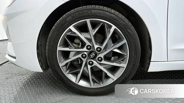 Hyundai The New Avante AD id 3936675 из Кореи 15