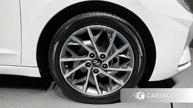 Hyundai The New Avante AD id 3703594 из Кореи 15