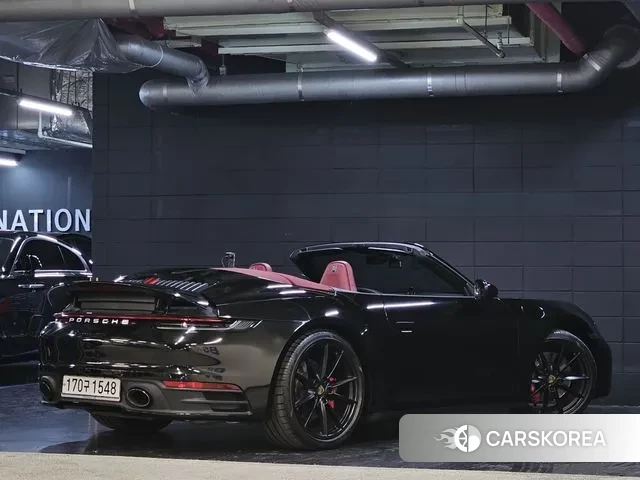 Porsche 911(992) id 3672221 из Кореи 15