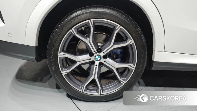 BMW X6 (G06) id 4541845 из Кореи 14