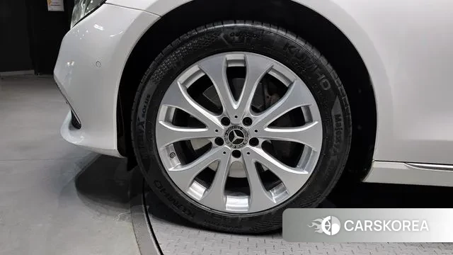 Mercedes-Benz E-Class W213 id 3651924 из Кореи 15