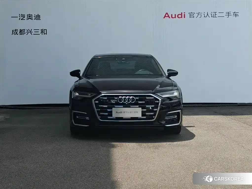 Audi A6L id 4547589 из Китая 14