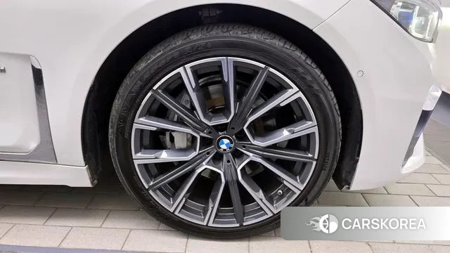 BMW 7 Series (G11) id 3771970 из Кореи 15