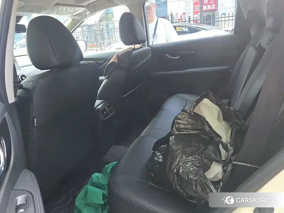 Nissan Qijun id 4679701 из Китая 11
